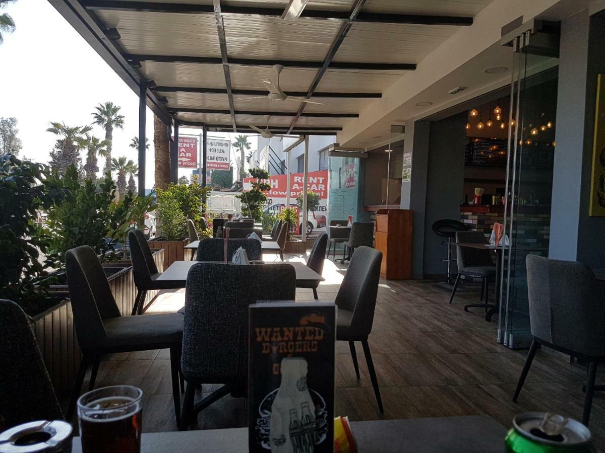 Easystay Two Bedroom Apartment Larnaca Eksteriør billede